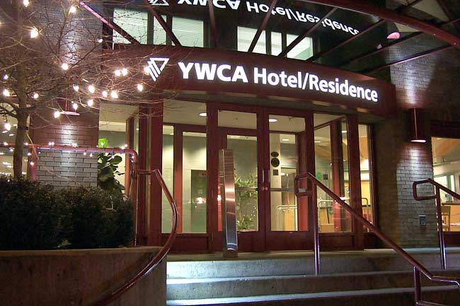 YWCA-Hotel-Residence-entrad